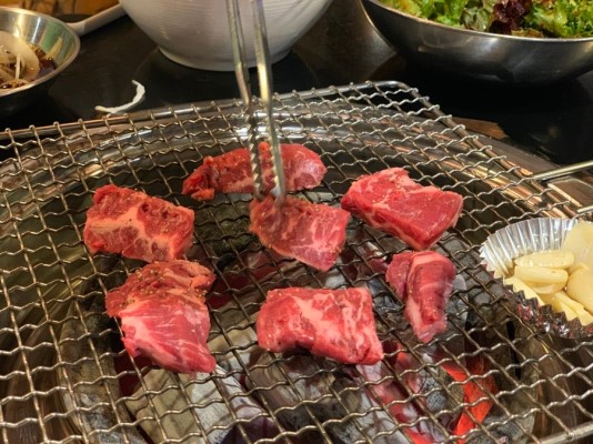 韩国料理烤牛肉