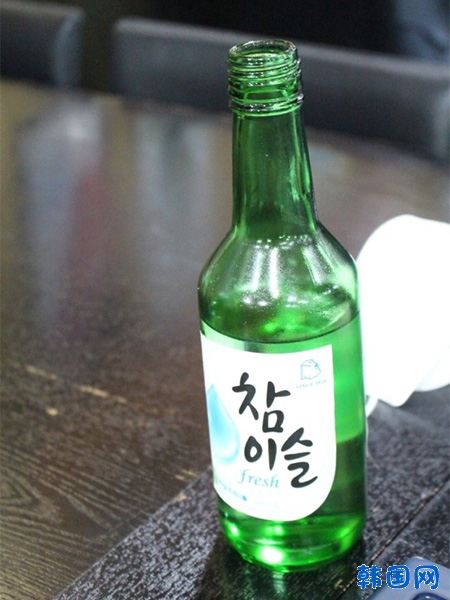 韩国烧酒真露.jpg